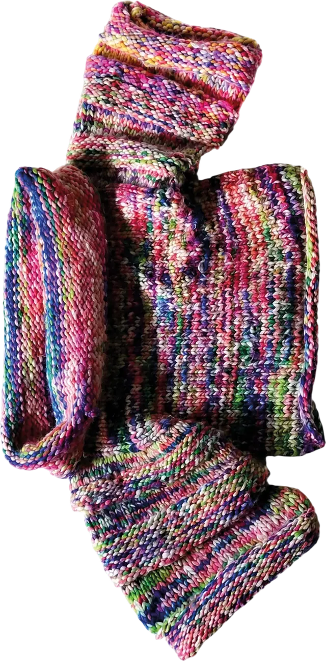 Kurzer Strickpullover aus vielfarbigem Garn