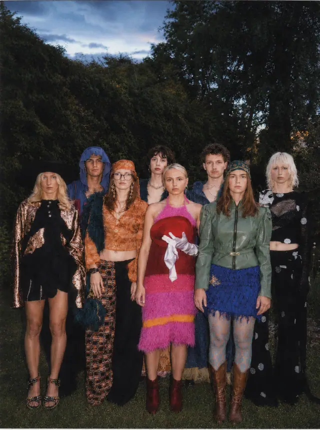 Gruppenbild der Models in den Looks der Kollektion p(r)unk